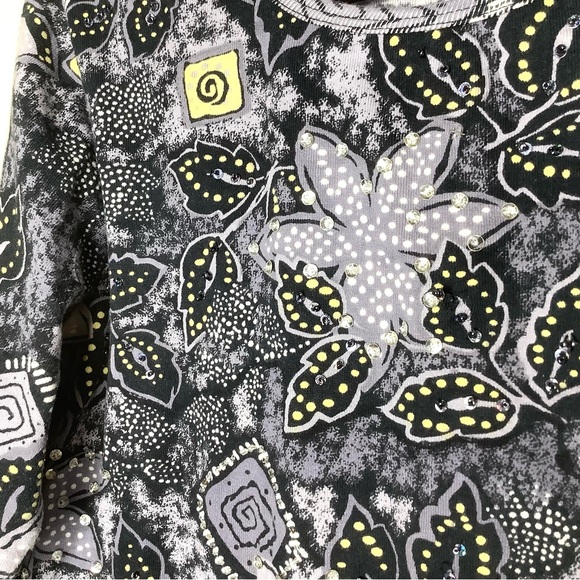 < Vintage Take Two Unique Pattern Top Made In India > - Picture 4 of 4